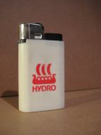 HYDRO. Hydrostasjonen Mjøsstranda, Gjøvik. Tlf (061) 79690.