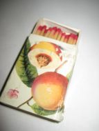 Tysk fyrstikkeske med innhold