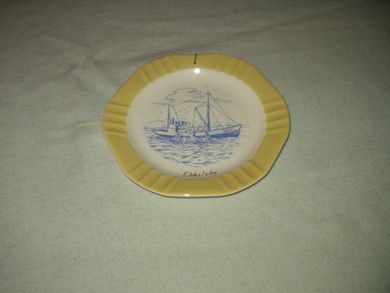 Pynteplatte med dekorasjon av Ekkilsøy Figgjo