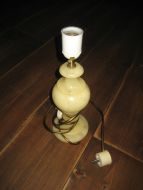 Lampefot fra 60 tallet? ca 30 cm høg Alabast