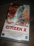 DONALD SUTHERLAND: CITIZEN X 18 ÅR 103 MIN 1995