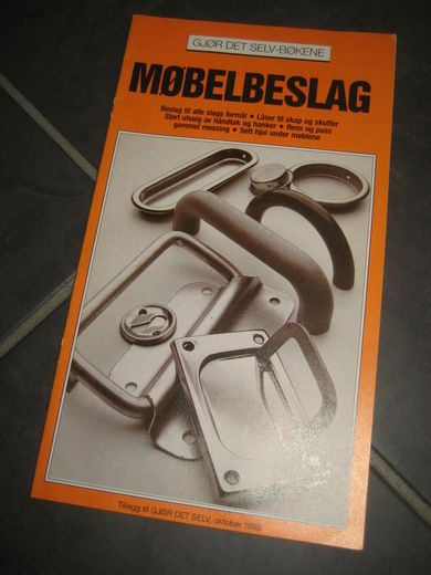 1989 nr 010 MØBELBESLAG