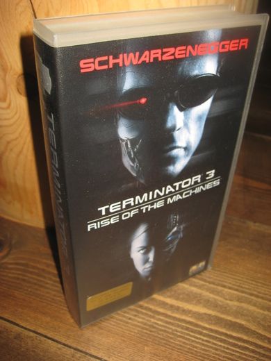 TERMINATOR 3 15 ÅR 109 MIN 2003