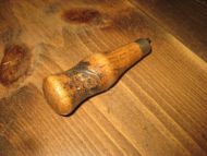 Gammelt og velbrukt verktøy fra skomakeri 30-40 tallet