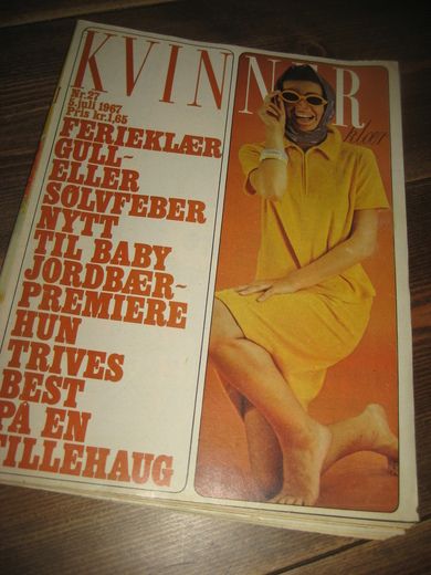 1967 nr 027 KVINNER og klær