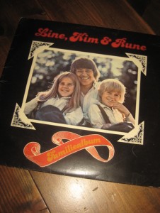 Line, Kim og Rune. FAMILIEALBUM. 1979.