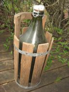 Ølflaske i trekogge 50 tallet 6 liter