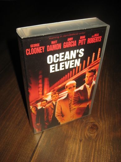 OCEAN'S ELEVEN 2001 11 ÅR 116 MIN
