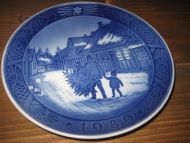 1980 JULETRÆEET BRINGES HJEM