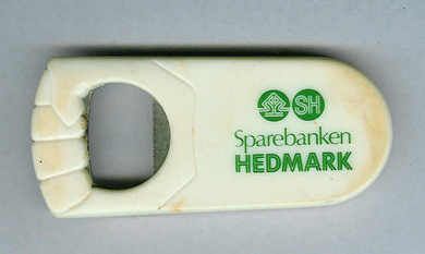 Flaskeåpner med reklame Sparebanken HEDMARK