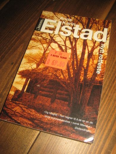 ELSTAD: NYTT ROTFESTE. 2001.