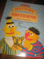 SESAMGATA AKTIVITETSBOK, ÅRSTIDENE. 1992.