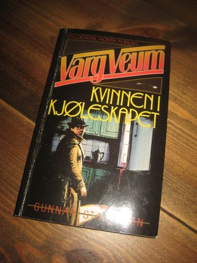 STAALESEN GUNNAR: KVINNEN I KJØLESKAPET 1994