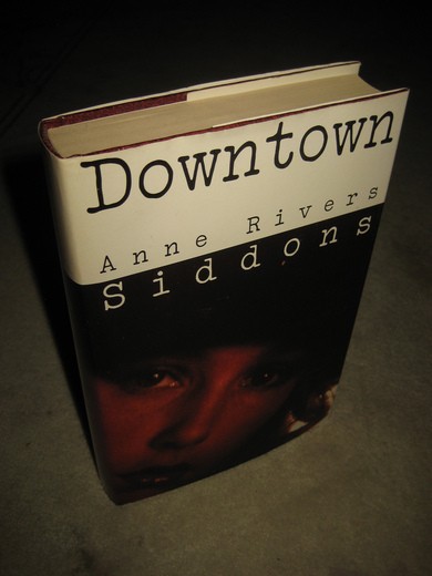 SIDDONS, ANNE RIVERS: Downtown. 1996.