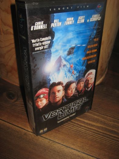 VERTICAL LIMIT 15 ÅR 125 MIN 2000