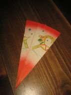 Ubrukt 6 kanta julekurv fra 40 tallet Laga av papp dekorativ Er ferdigbretta må berre presses ut til en kurv Nr 3