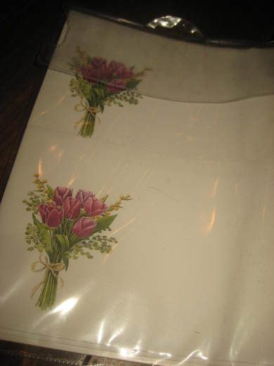 Pakke med julemerker julelapper og julekort fra Norges Røde Kors 1998