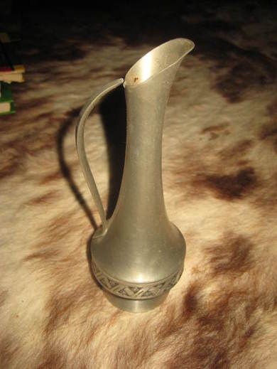 Norsk tinnvase 236 ca 18 cm høg 60 tallet