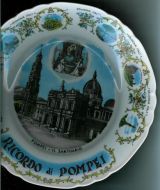 RICORDO di POMPEI pyntetallerken i porselen