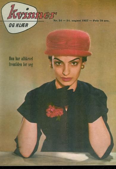 1957 nr 034 Kvinner og KLÆR