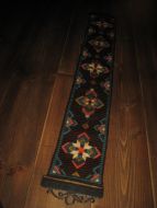 Stor løper med smijern ca 110 cm lang