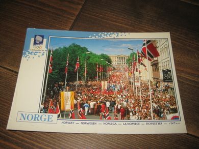 041 LOOC 1991 17 mai på Karl Johan