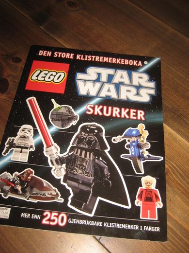 DEN STORE KLISTREMERKEBOKA. 