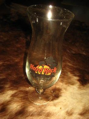 Pent ølglass med tekst: HARD ROCK HURRICANE BALTIMORE Ca 24 cm høgt