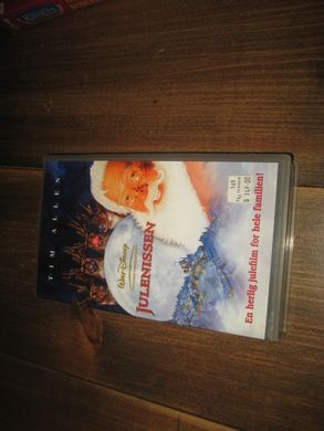 JULENISSEN 2002 100 MIN