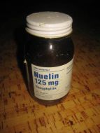 Flaske uten innhold Nuelin 125 mg 1981 Florø Apotek