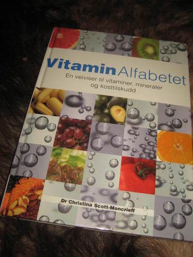 VITAMIN ALFABETET. 2000.