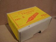 Uåpna eske med 144 pennesplitter TENNIS BRAND No 3 PEN 50-60 TALLET