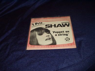 SANDIE SHAW: Puppet on a string. 1967