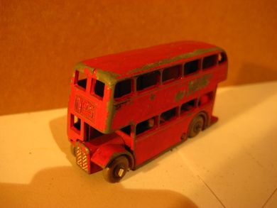 LESNEY londonbuss nr 5.