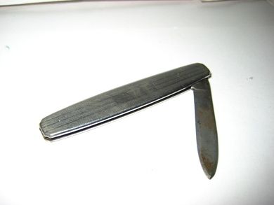 Liten lommekniv av eldre dato