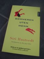Hustvedt: SOMMEREN UTEN MENN 2012