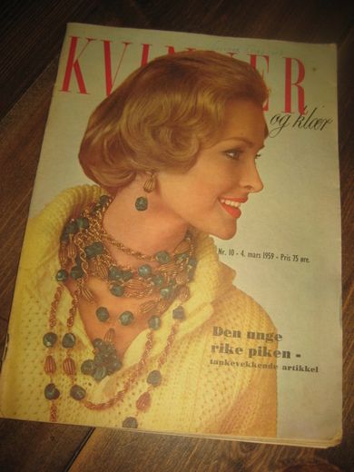 1959 nr 010 KVINNER og klær