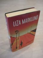 MARKLUND, LIZA: en plass i solen 2010.