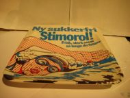 Askebeger i hardplast med reklame for Ny sukkerfri Stimorol. 60-70 tallet.