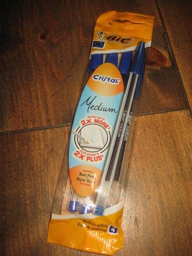 Pakke med 4 ubrukte BIC penner 90 tallet