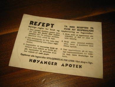 Reseptkonvolutt fra HØYANGER APOTEK 60 tallet