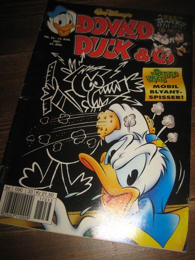 2001,nr 033, DONALD DUCK & CO.