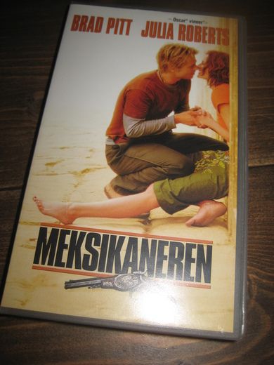 BRAD PIT / JULIA ROBERTS: MEKSIKANEREN 123 MIN 2000 15 ÅR