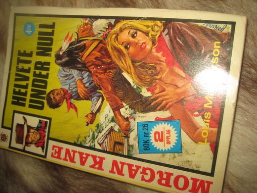 HELVETE UNDER NULL. Bok nr 26, 2. opplag, 1973.