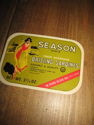 SEASON BRISLING SARDINES