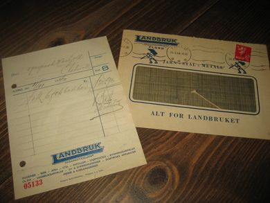 Meget pen konvolutt med innlagt brev, fra LANDBRUK, FLORØ, 1944. Dekorativ bakside med bilder av landbruksredskap.