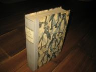 GIÆVER, JOHN: MAUDHEIM. TO ÅR I ANTARKTIS. 1952. 