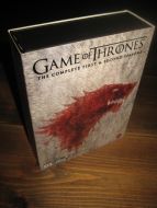 GAME OF THRONES The complete first & second seasons 15 år Norsk tekst