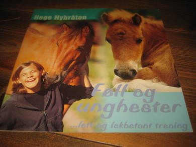 FØLL OG UNGHESTER 2001