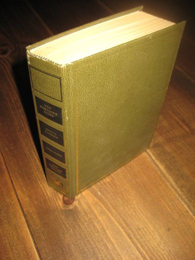 DET BESTES BØKER VED BABYLONS ELVER- SIRKUS DURRELL- TARA KANE- DEN ENSOMME KRIGER 1979